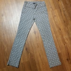 Black and White  Jacquard Print